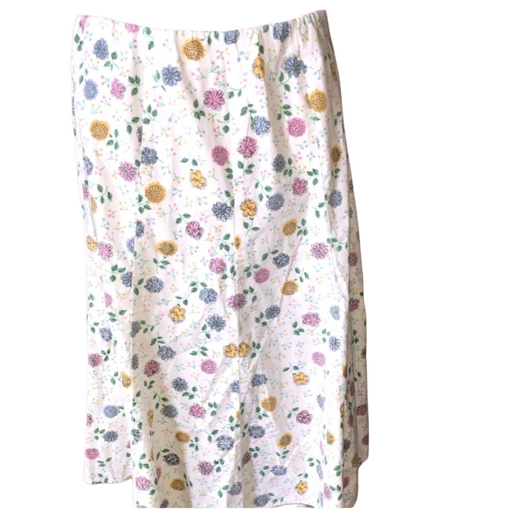 DLG skirt size 8